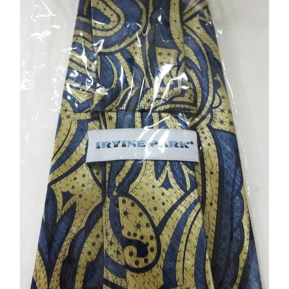 Irvine park men tie‎ new silk blue gold Paisley artsy Career Academia Preppy